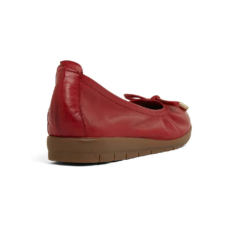 Barton Flat in Red Leather