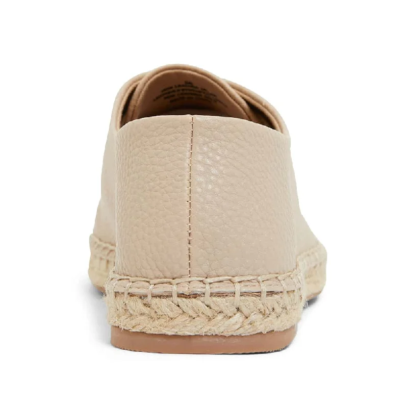 Bayside Sneaker in Nude Smooth