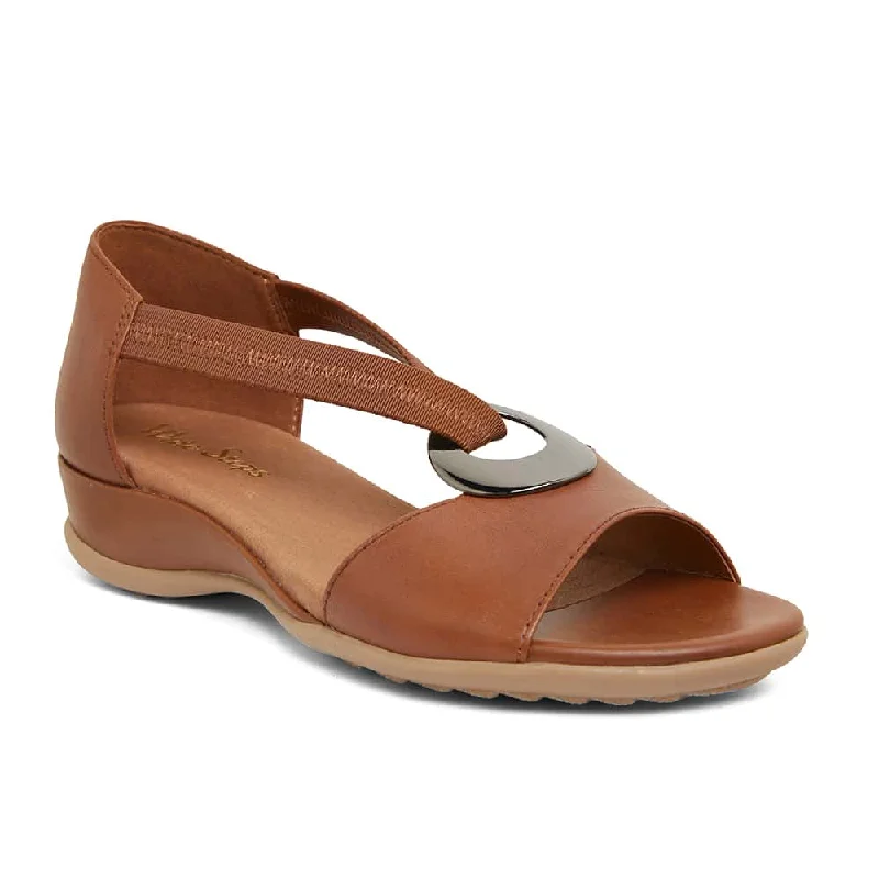 Caroline Sandal in Mid Brown Leather