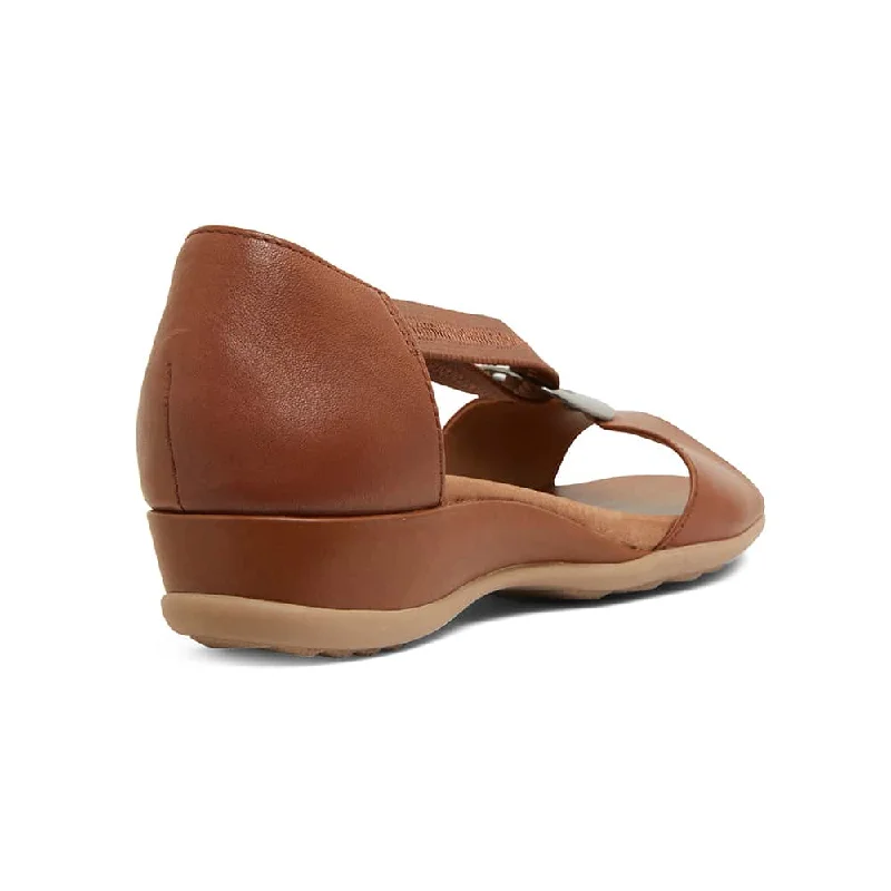 Caroline Sandal in Mid Brown Leather