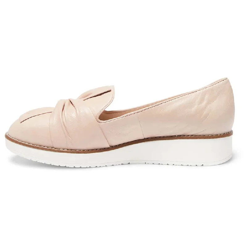 Dandy Flat in Blush Leather