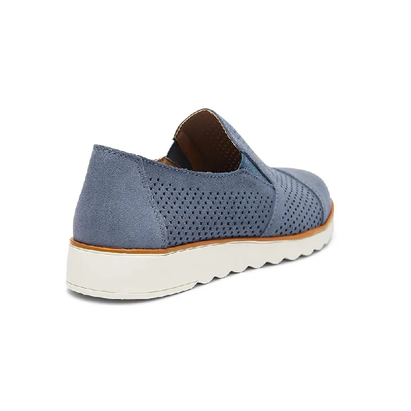 Davis Sneaker in Denim Leather