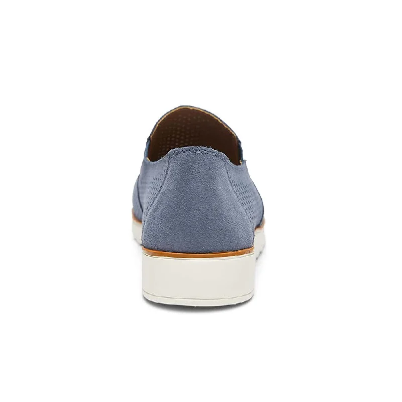 Davis Sneaker in Denim Leather