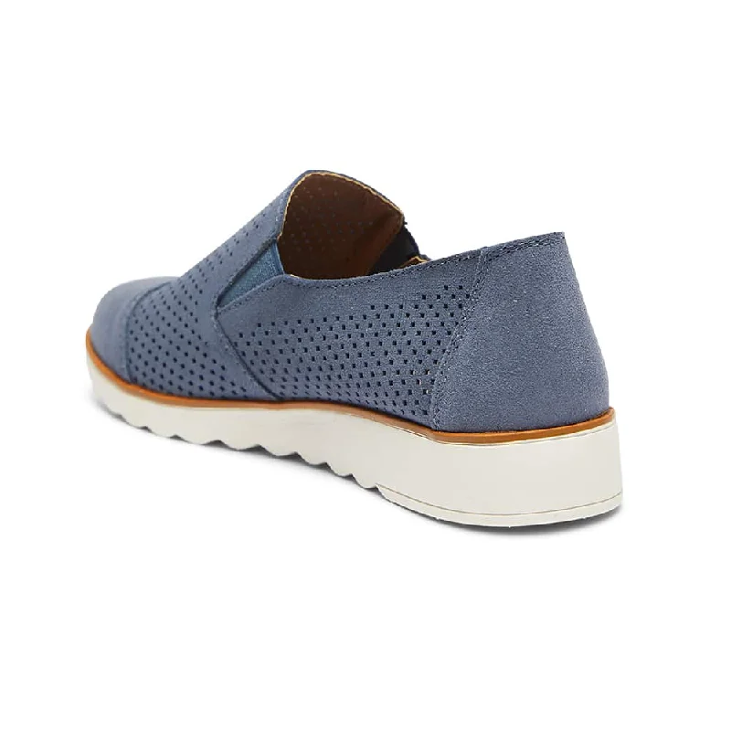 Davis Sneaker in Denim Leather