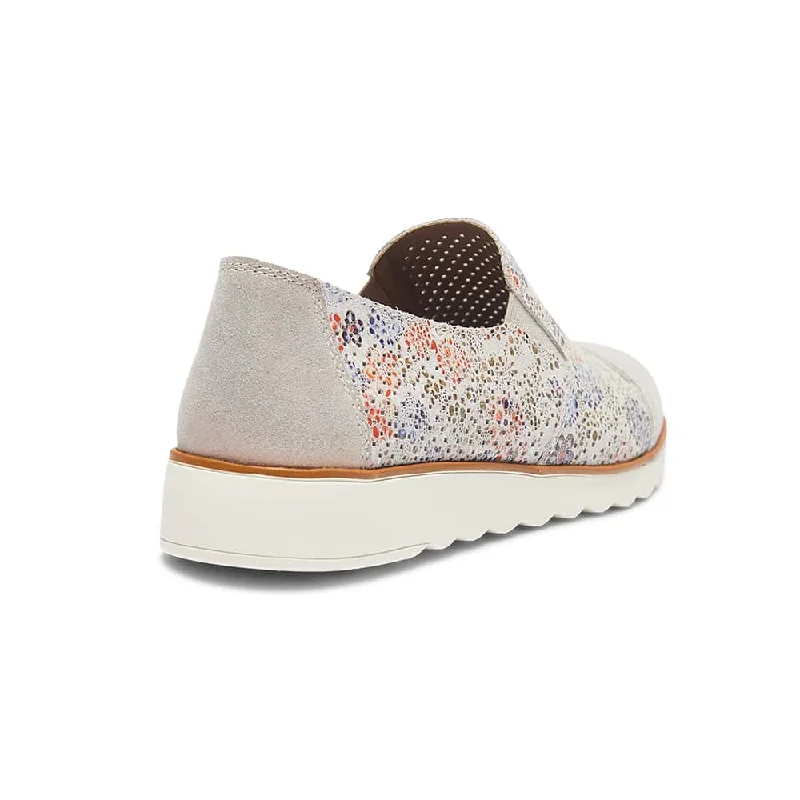 Davis Sneaker in Stone Floral Leather