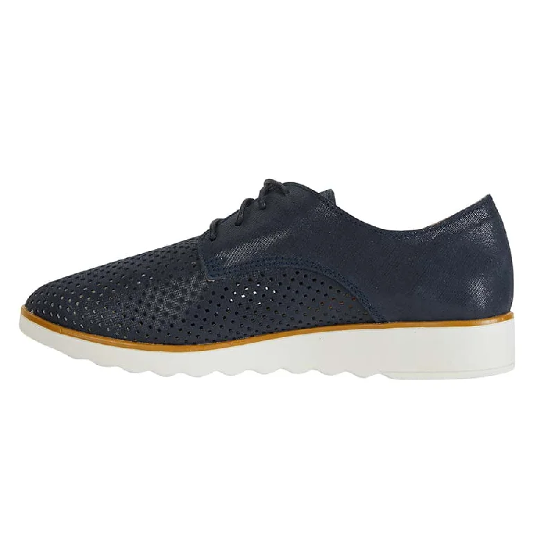 Deed Sneaker in Navy Leather