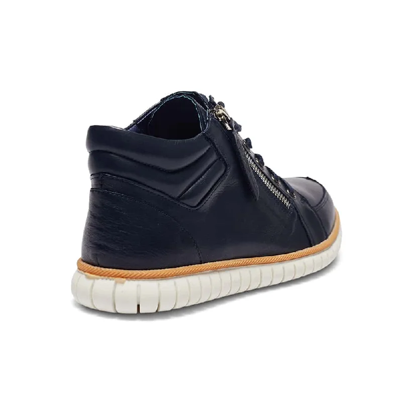 Fable Boot in Navy Leather