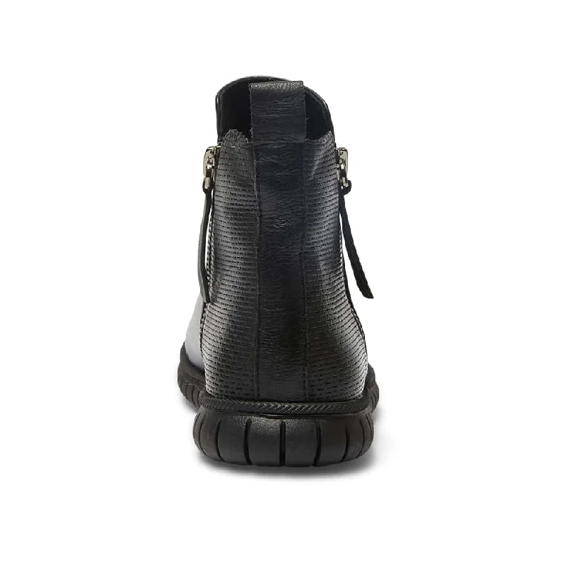 Factor Boot in Black On Black Leather