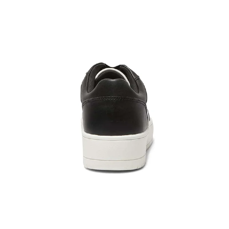 Fraser Sneaker in Black Smooth