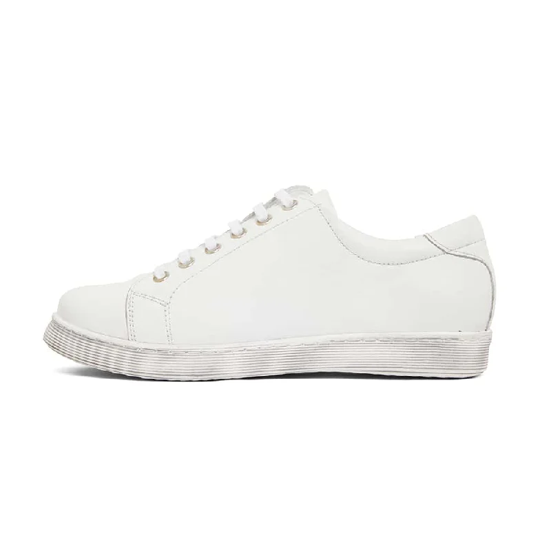 Grand Sneaker in White Leather