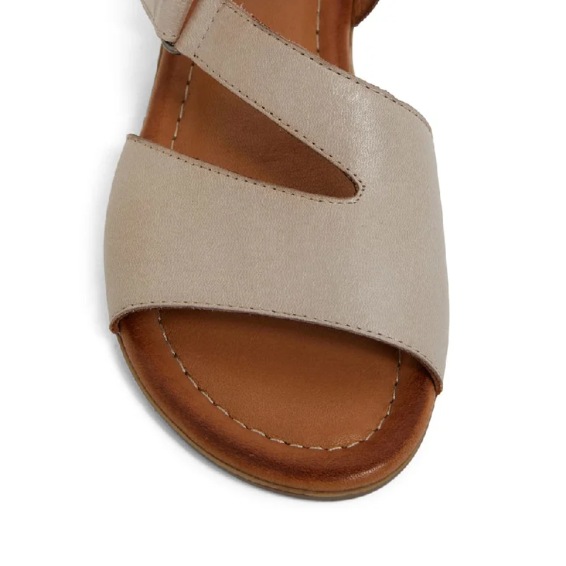 Kenya Sandal in Light Grey Leather