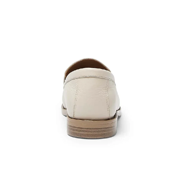 Lola Loafer in Ivory Leather