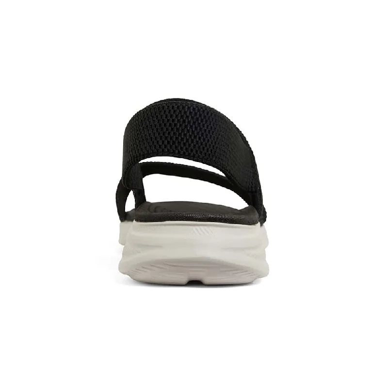 Mack Sandal in Black