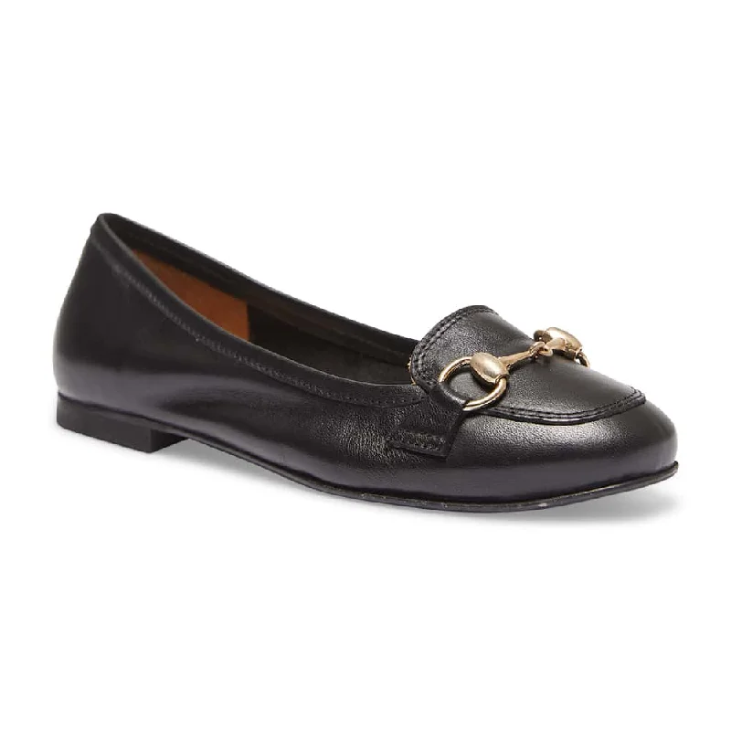 Madeline Flat in Black Leather