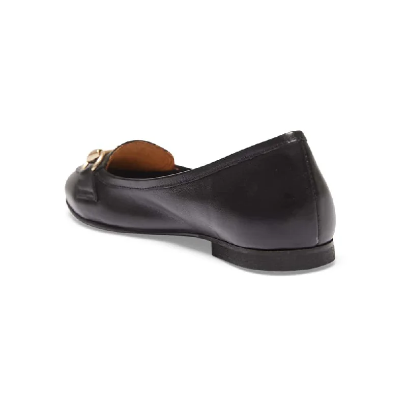 Madeline Flat in Black Leather