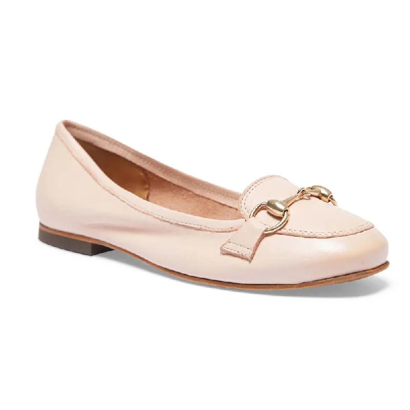 Madeline Flat in Blush Leather