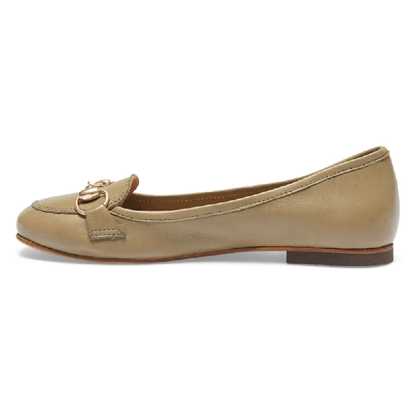 Madeline Flat in Khaki Leather