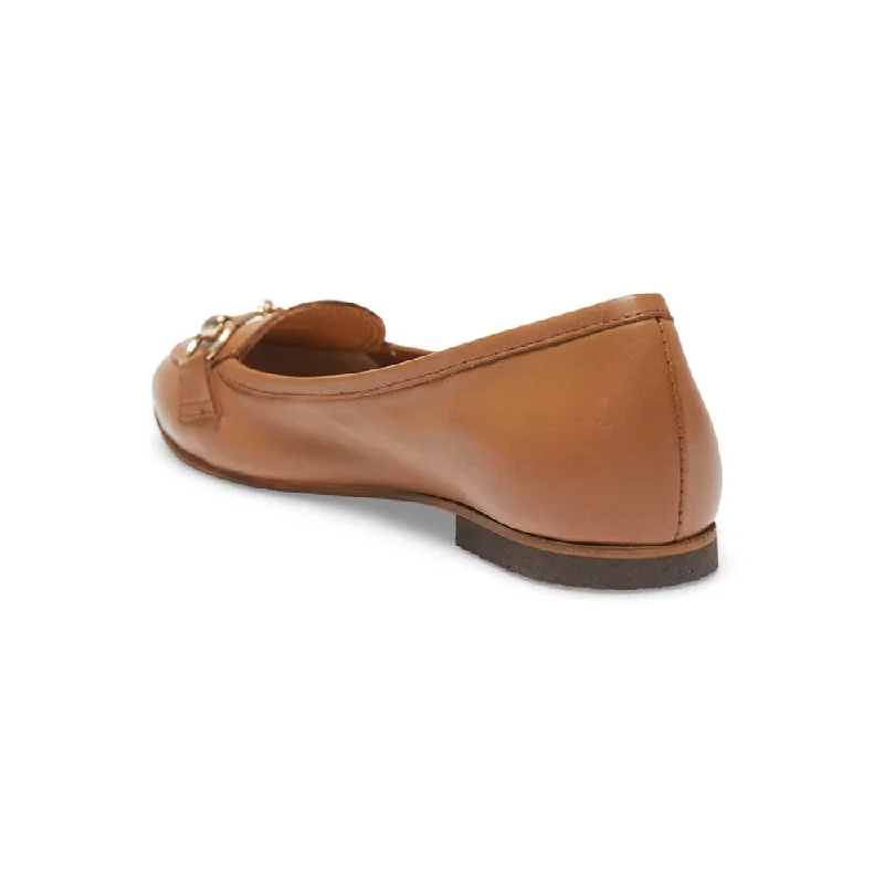 Madeline Flat in Tan Leather