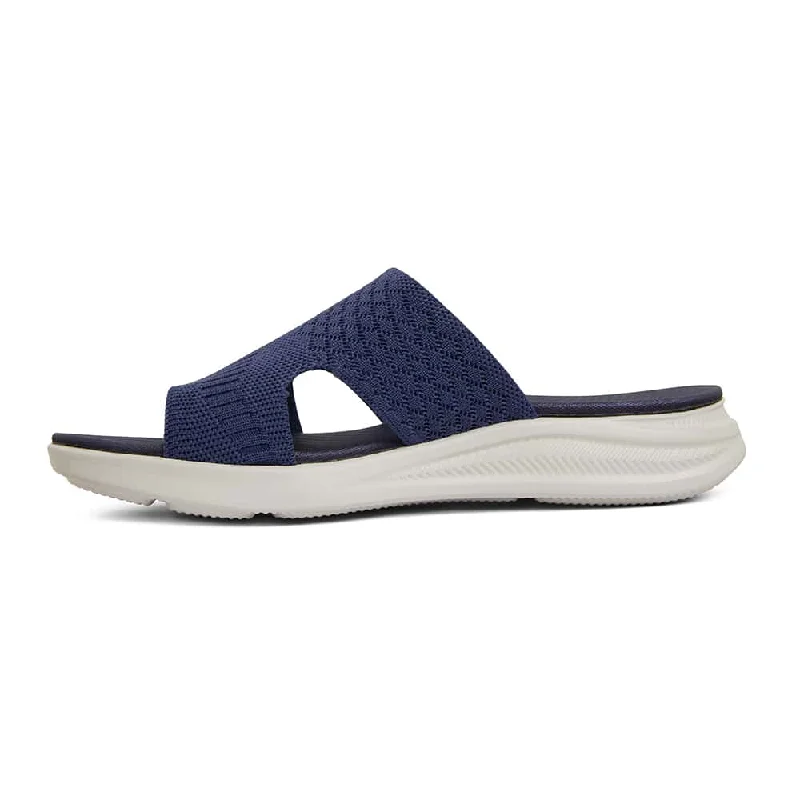 Madon Slide in Navy