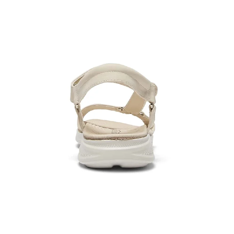 Native Sandal in Beige