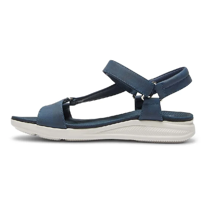 Native Sandal in Navy