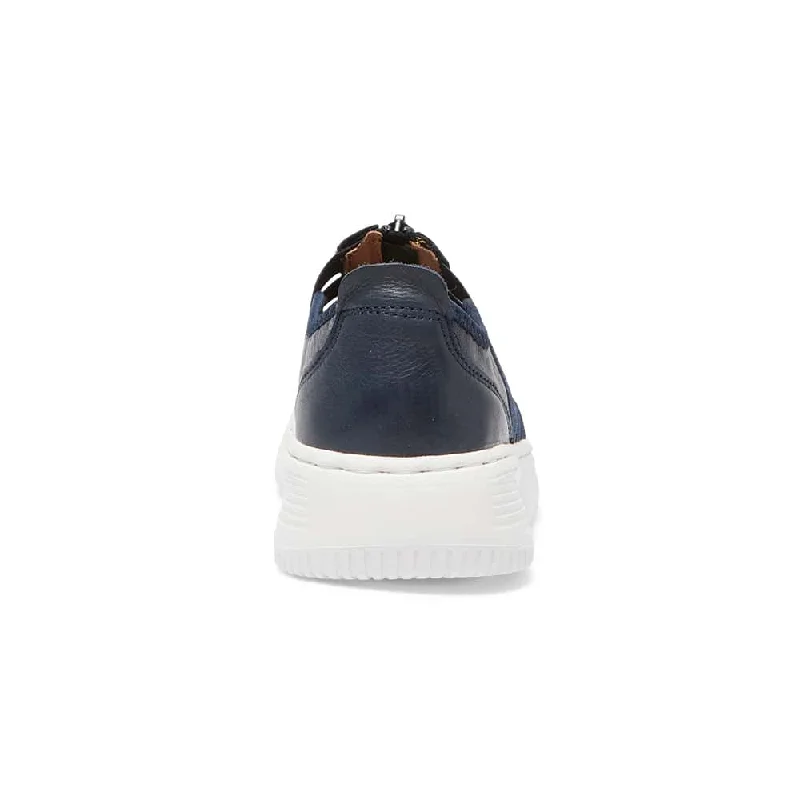 Newport Sneaker in Navy Leather