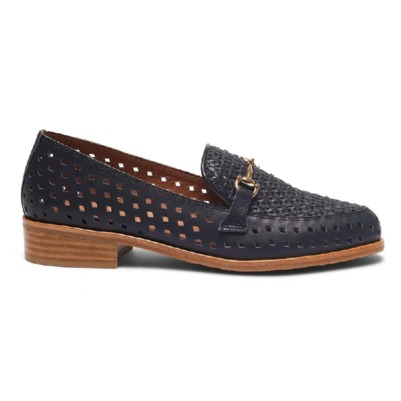 Nixon Loafer in Navy Leather