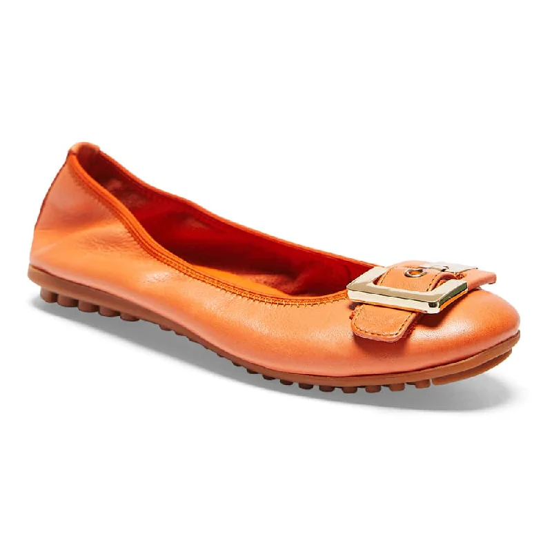 Pentagon Flat in Orange Leather