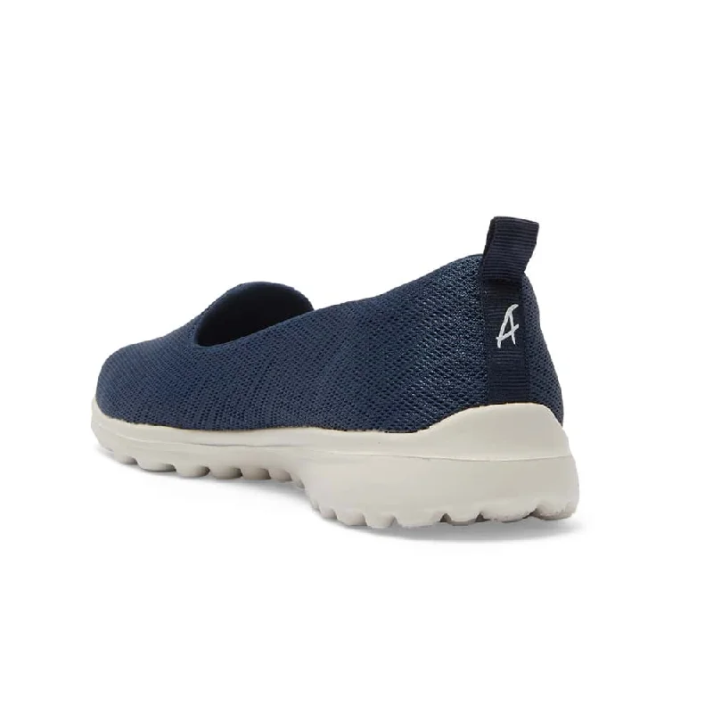 Perry Sneaker in Navy