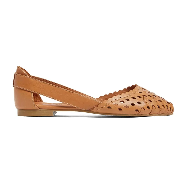 Ranya Flat in Tan Leather