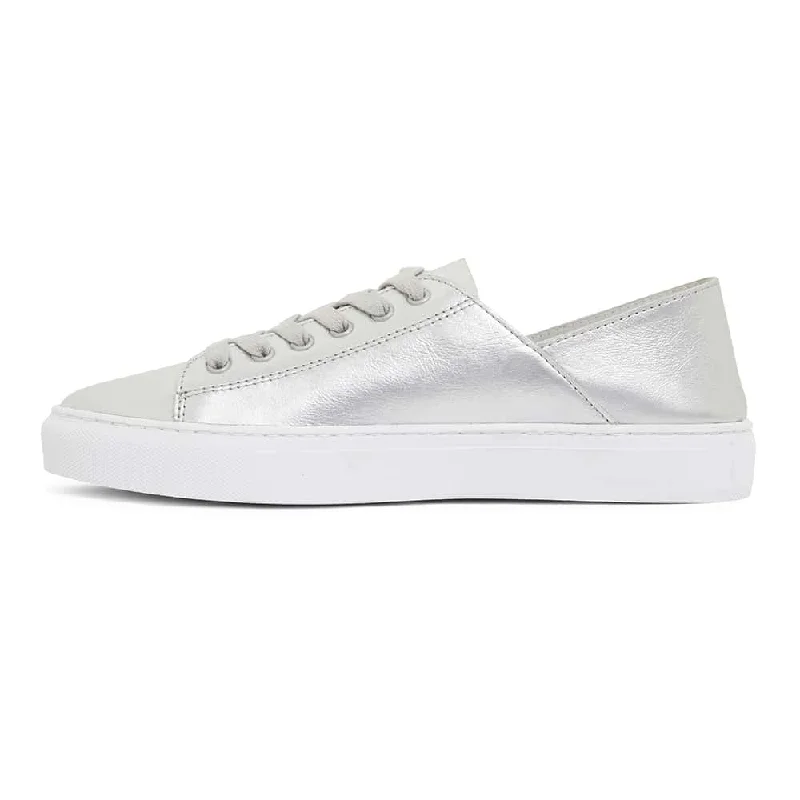 Rialto Sneaker in Silver Metallic Leather