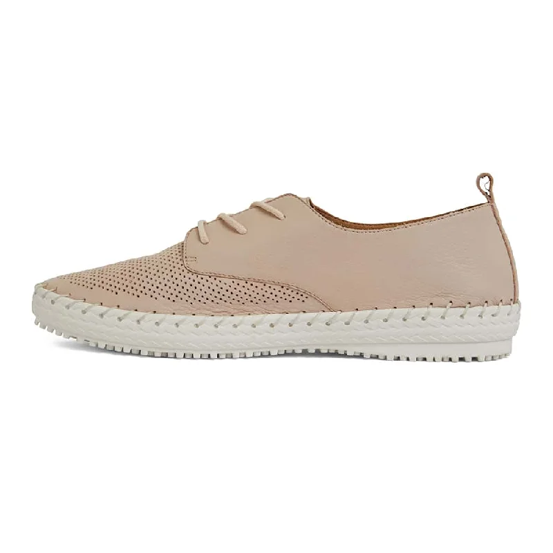 Ripley Sneaker in Blush Leather