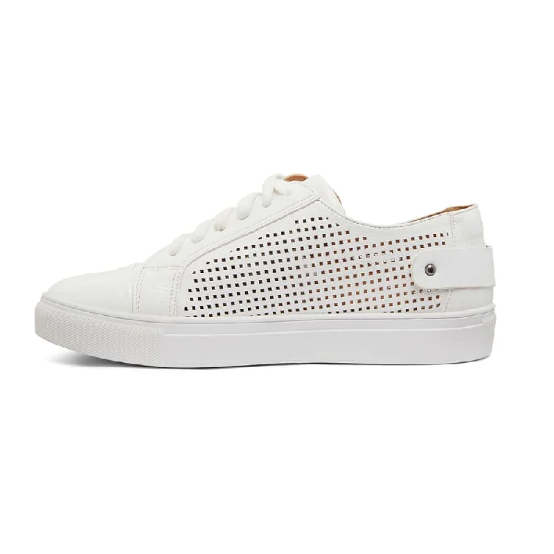 Romeo Sneaker in White Smooth