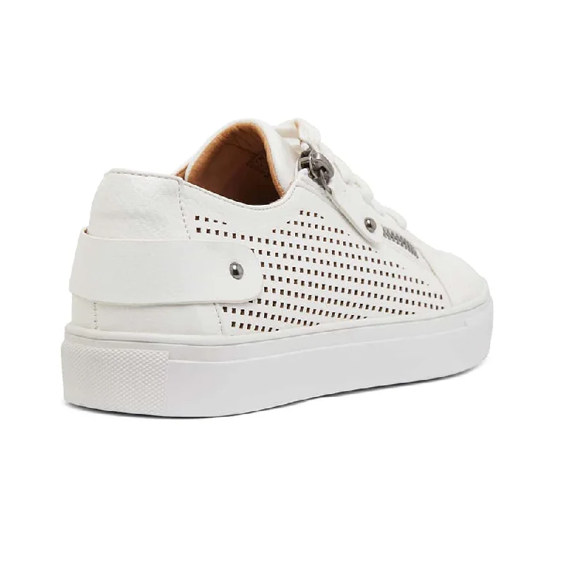 Romeo Sneaker in White Smooth