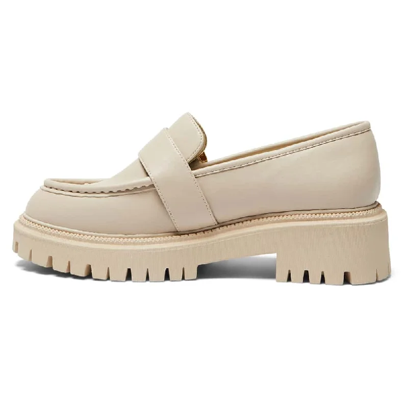 Sammy Loafer in Nude Smooth