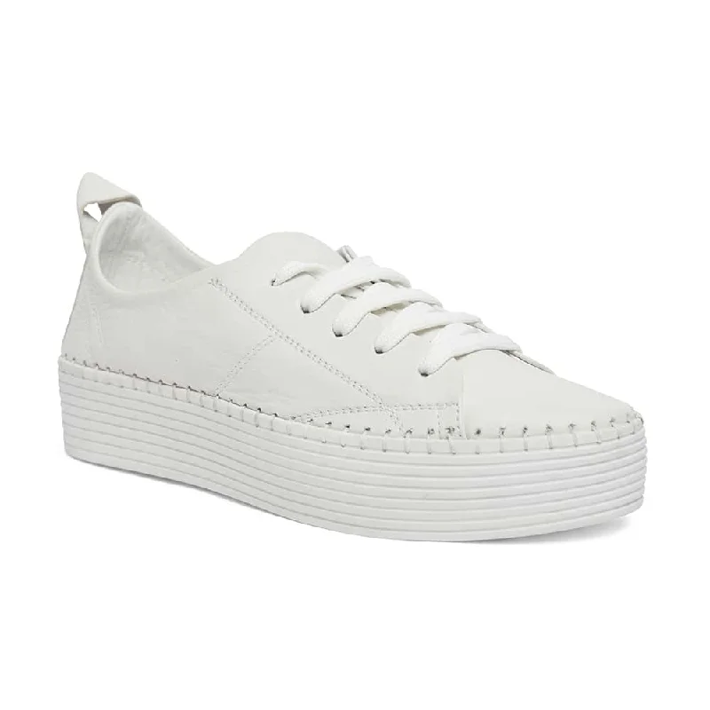 Skipper Sneaker in White Leather