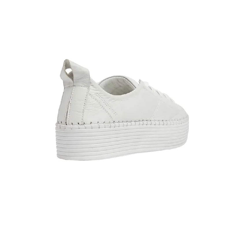 Skipper Sneaker in White Leather