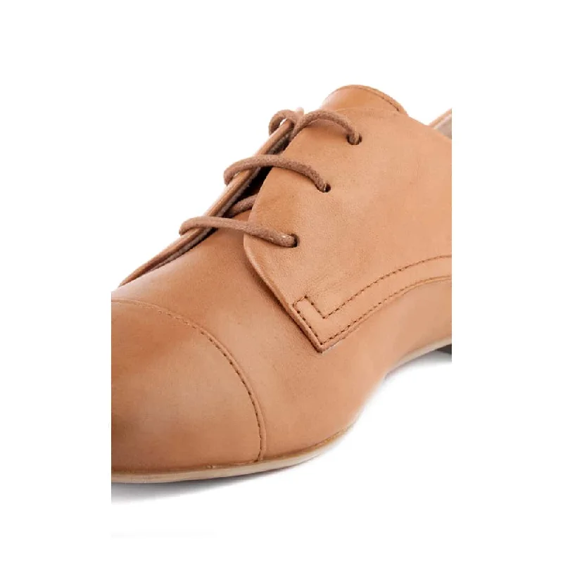 Utah Brogue in Light Tan Leather