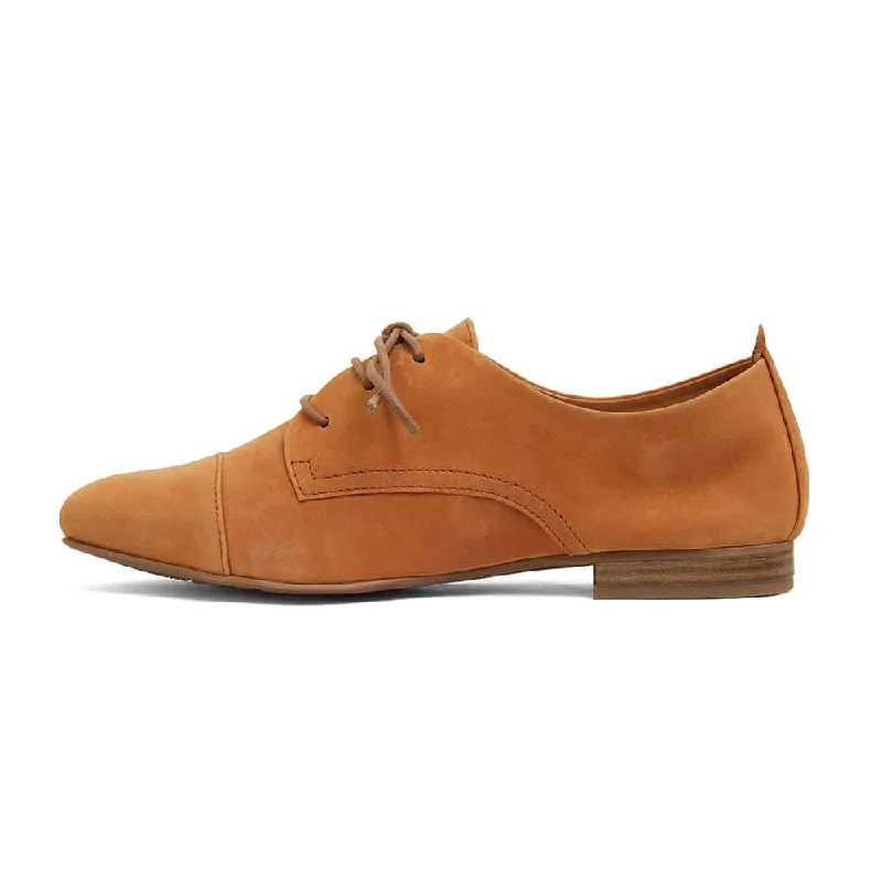 Utah Brogue in Tan Leather