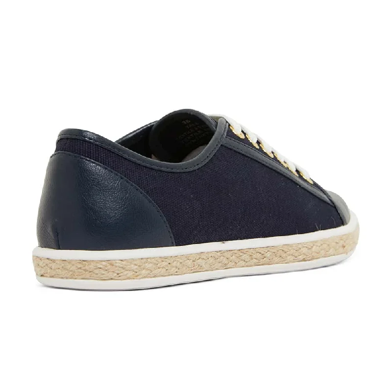 Yale Sneaker in Navy Canvas And Smooth