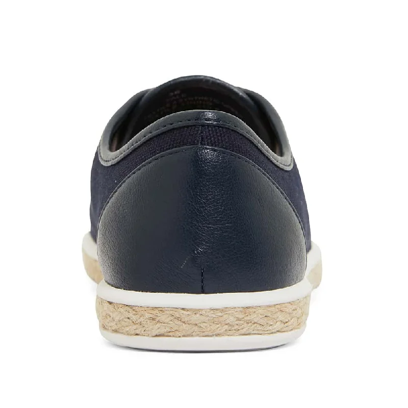 Yale Sneaker in Navy Canvas And Smooth