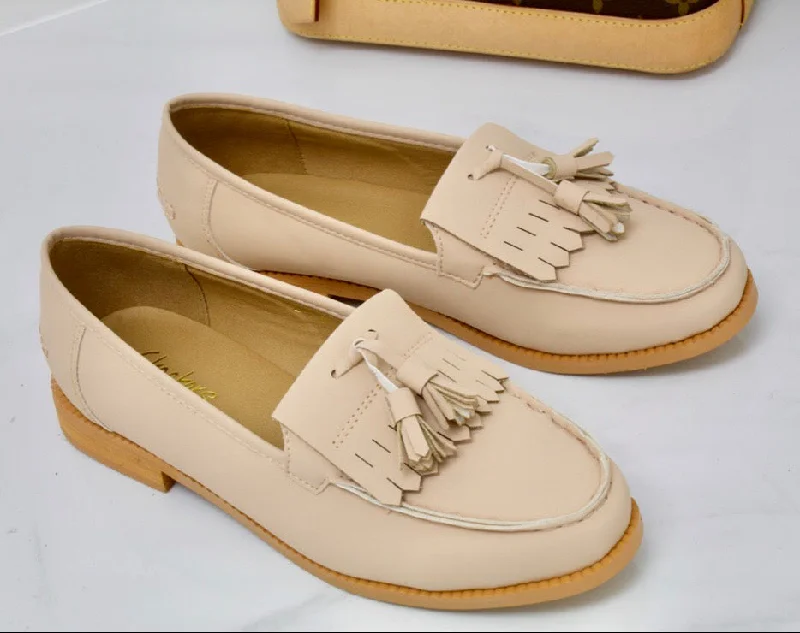 Ava - Nude Faux Nubuck Tassle Loafer