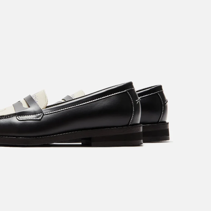 DUKE + DEXTER WMNS Wilde Cherry Penny Loafer - Black / White