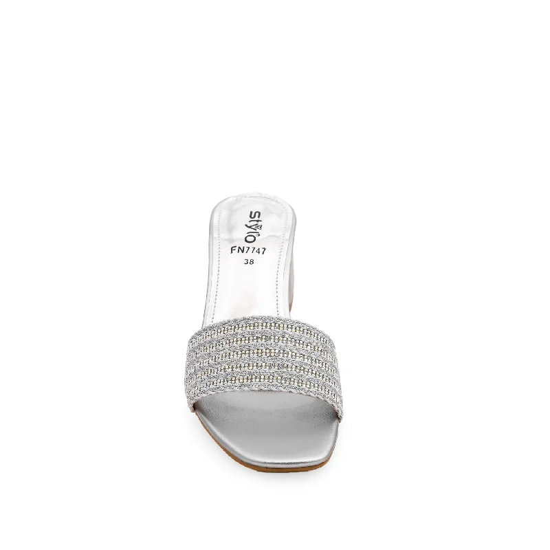 silver-fancy-slipper-fn7747